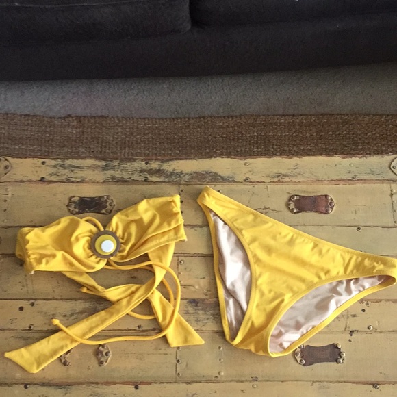 VS VICTORIA'S SECRET YELLOW BIKINI SET S TOP M BOT - Picture 2 of 11